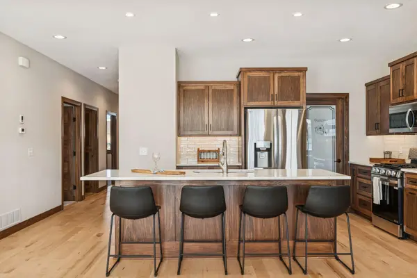 719 Margaret LN NE, Isanti, MN 55040