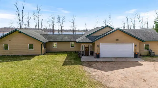 31487 Malbay RD, Cohasset, MN 55721
