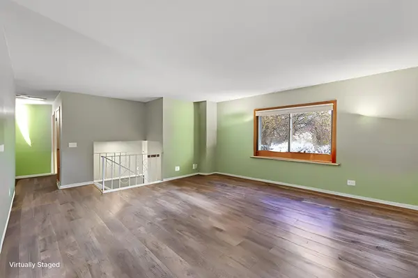 2505 Brenner ST, Roseville, MN 55113
