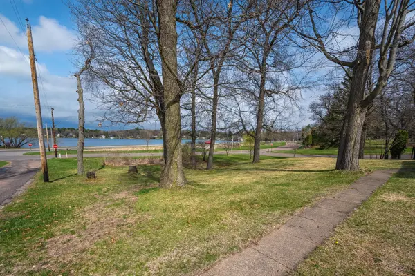 420 Wisconsin AVE, Amery, WI 54001