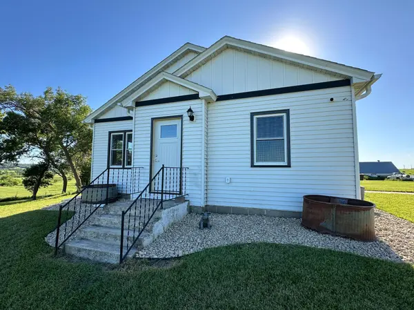 1555 US Highway 75, Lake Benton, MN 56149