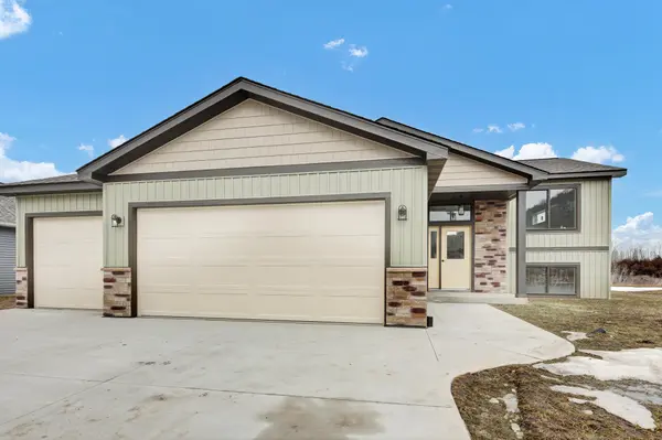 130 Coulee WAY, Wabasha, MN 55981