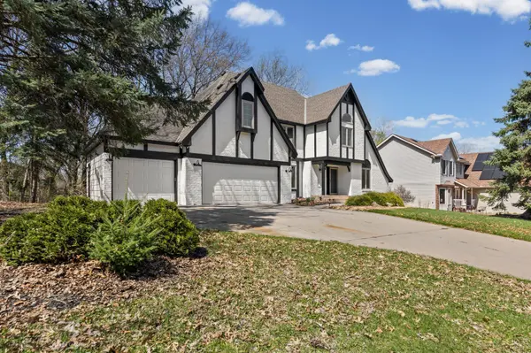 515 Marnie ST S, Maplewood, MN 55119