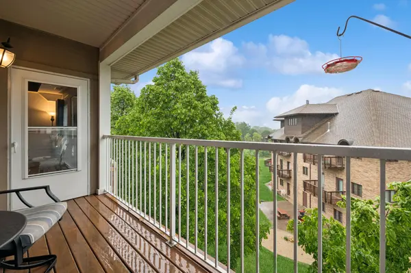 3800 85th AVE N #312, Brooklyn Park, MN 55443