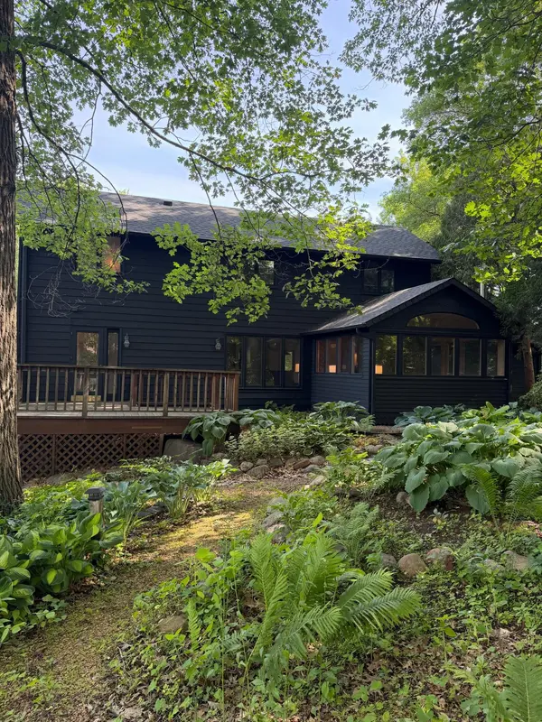 2640 Queensland LN N, Plymouth, MN 55447