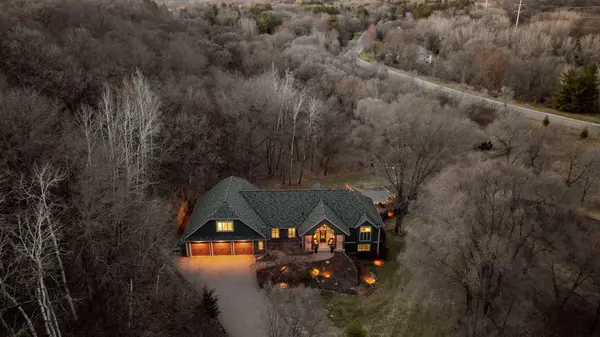 6590 Orchard Ridge TRL, Woodbury, MN 55129
