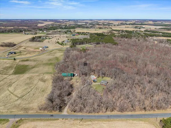 624 220th AVE, Somerset, WI 54025