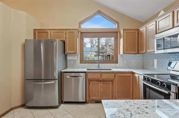 2909 Devonshire CIR #E, Woodbury, MN 55125