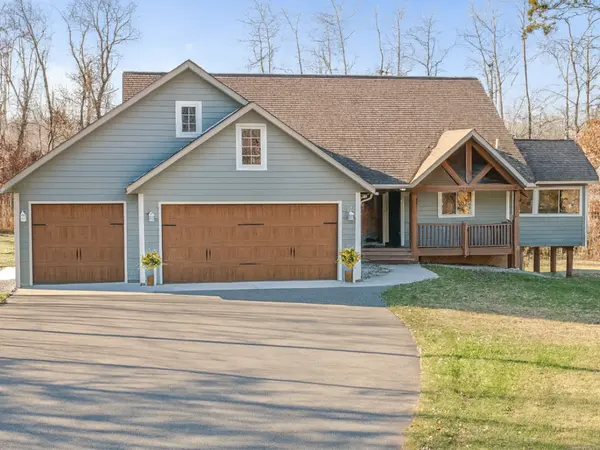 29631 Percheron DR, Breezy Point, MN 56472