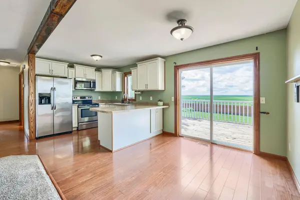 413 Tiffany DR, Hastings, MN 55033
