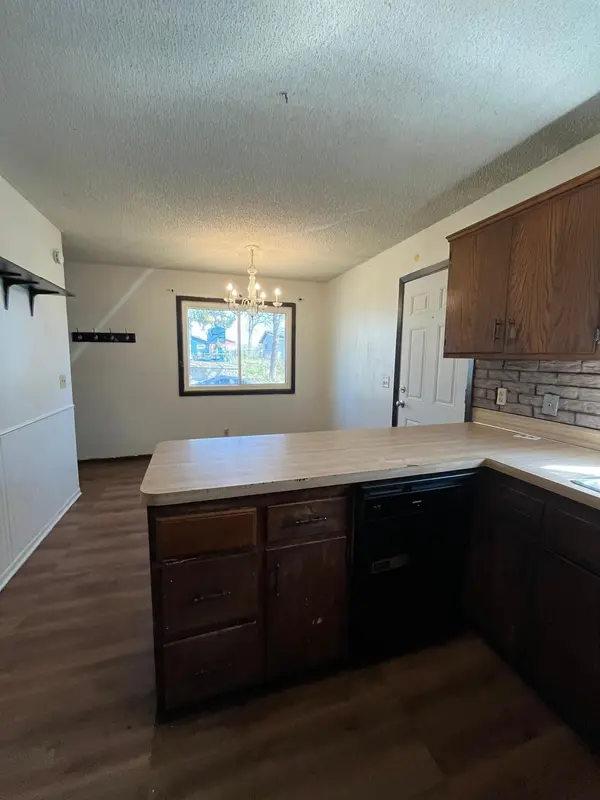 368 Sidney ST E, Saint Paul, MN 55107