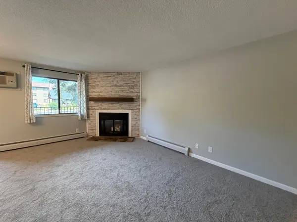 7401 W 101st ST #121, Bloomington, MN 55438