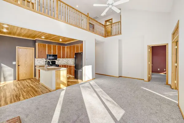 8694 Callahan TRL, Inver Grove Heights, MN 55076