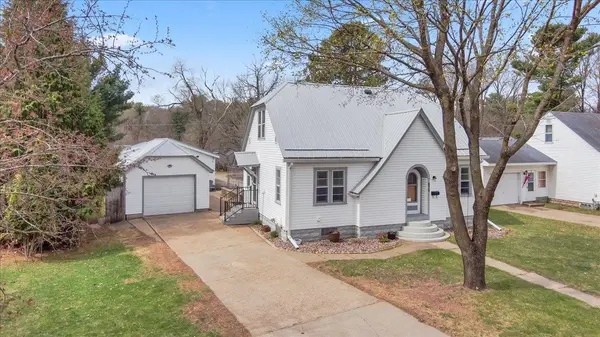 819 Hopwood AVE, Menomonie, WI 54751