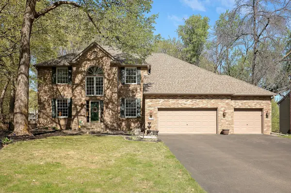 17126 New Market DR, Eden Prairie, MN 55347