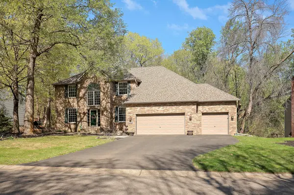 17126 New Market DR, Eden Prairie, MN 55347