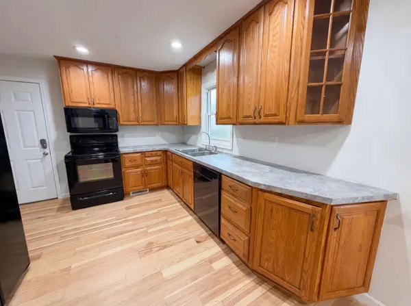 6907 52nd AVE N, Crystal, MN 55428