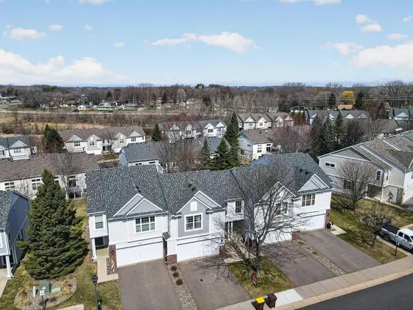16446 Timber Crest DR SE, Prior Lake, MN 55372