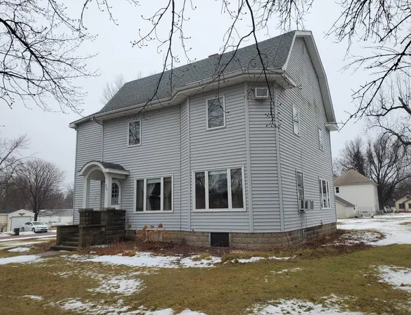 808 Adams AVE, Westbrook, MN 56183
