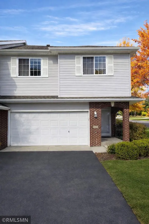 3420 Spring Glen CIR NW, Prior Lake, MN 55372