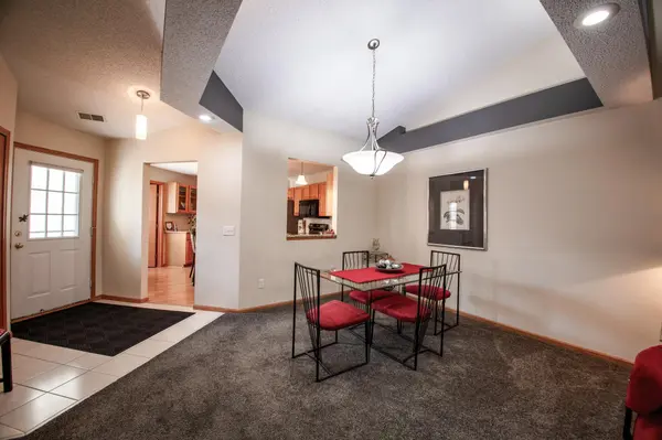 6800 Fremont LN, Woodbury, MN 55125