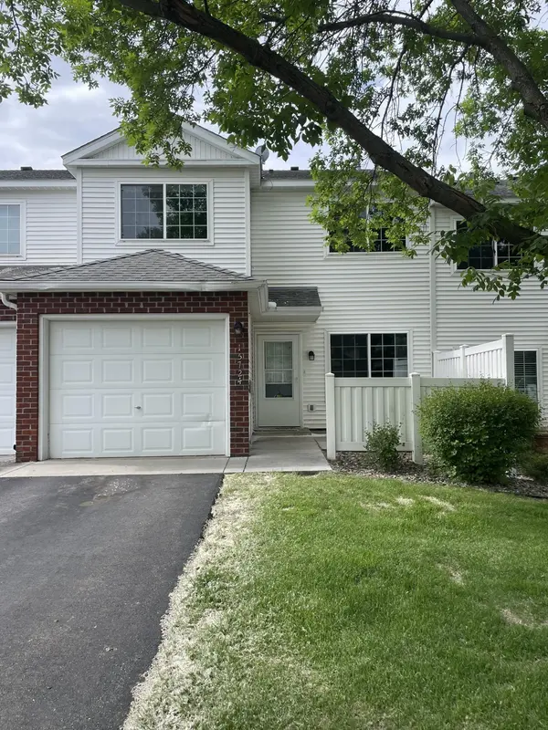 15724 Flackwood TRL, Apple Valley, MN 55124