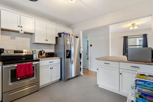 2704 W 60th ST, Minneapolis, MN 55410