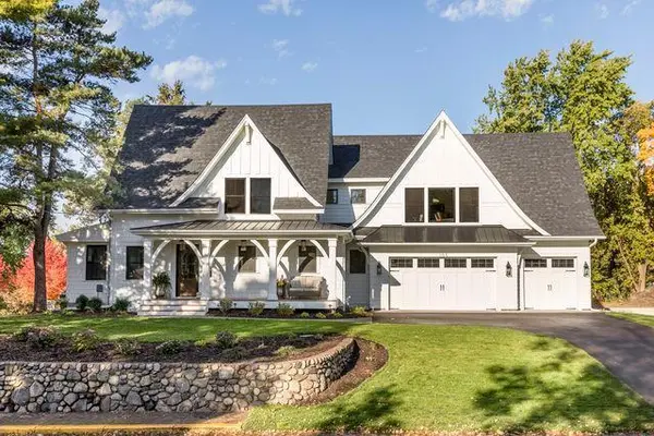 105 Walker AVE N, Wayzata, MN 55391