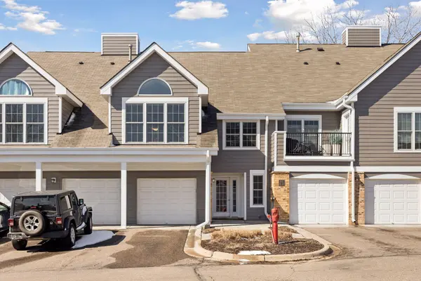 6050 Chasewood Pkwy #202,  Hopkins,  MN 55343