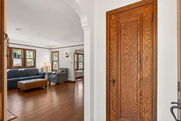 2700 Hayes ST NE, Minneapolis, MN 55418