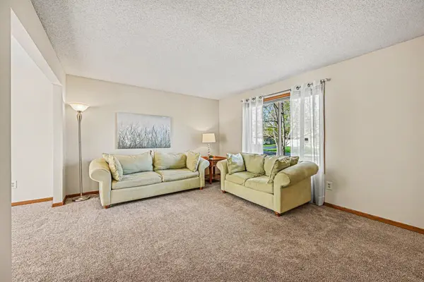 15400 Darjeeling PATH, Rosemount, MN 55068