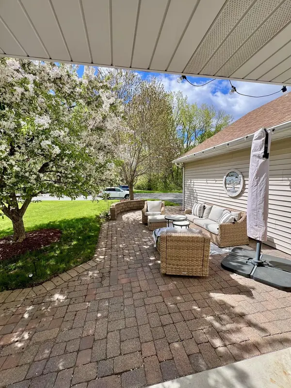 2635 79th ST E, Inver Grove Heights, MN 55076