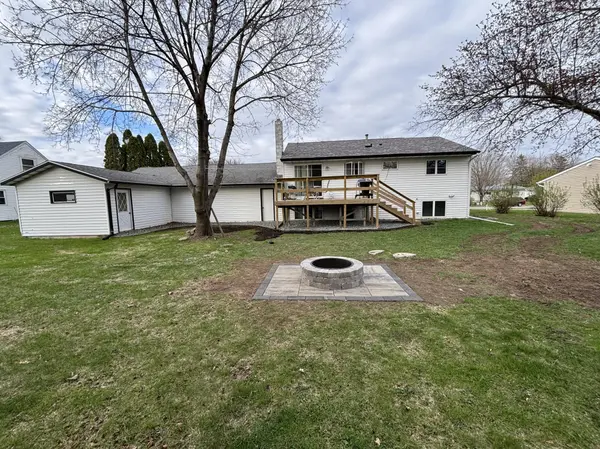 818 S 10th ST, Lake City, MN 55041