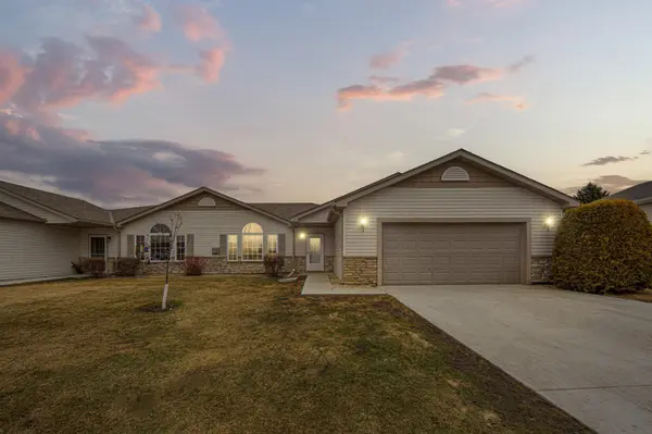 1111 25th AVE NW, Faribault, MN 55021
