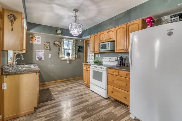 209 5th ST SE, Barnesville, MN 56514