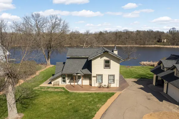 2982 Ardmore AVE, Maple Plain, MN 55359