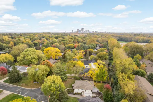 4545 Douglas AVE, Golden Valley, MN 55416