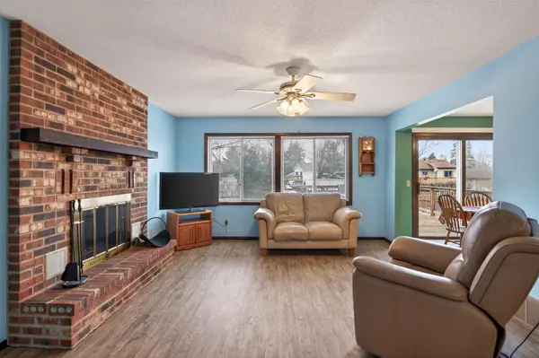 3326 116th LN NW, Coon Rapids, MN 55433