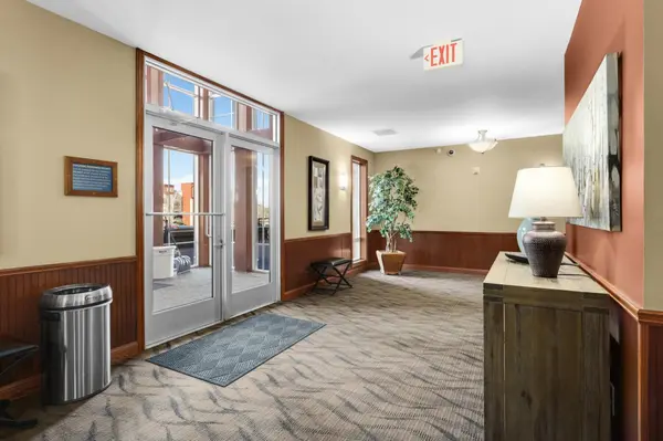 12501 Nicollet AVE #401, Burnsville, MN 55337