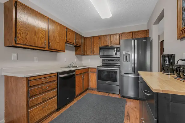 4454 Churchill ST, Shoreview, MN 55126