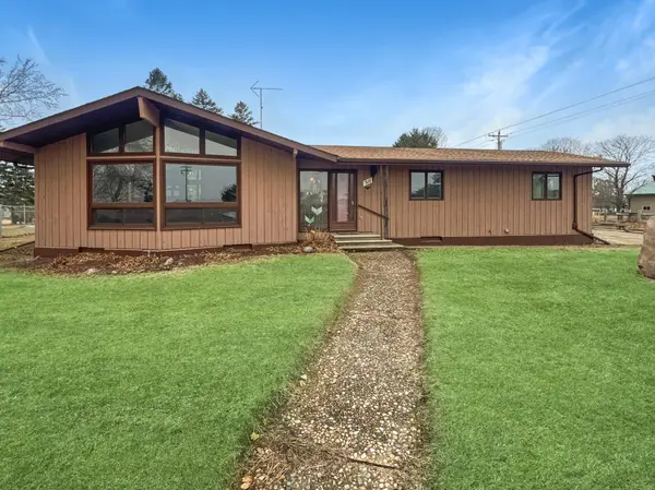 511 Guide ST N, Welcome, MN 56181