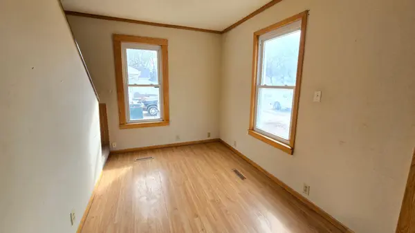 1641 Concord ST S, South Saint Paul, MN 55075