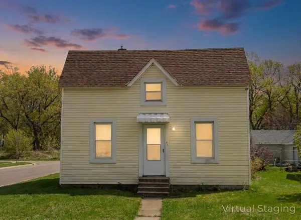 1641 Concord ST S, South Saint Paul, MN 55075