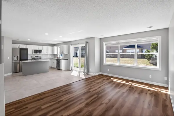 10443 64th WAY NE, Albertville, MN 55301