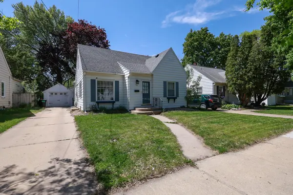 1111 4th AVE SE, Rochester, MN 55904