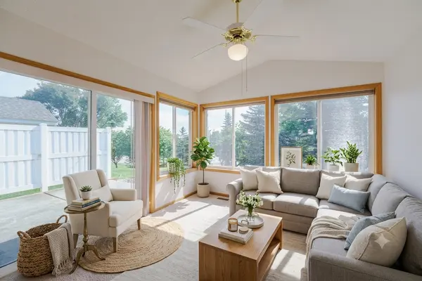 14403 Edgewood AVE, Savage, MN 55378