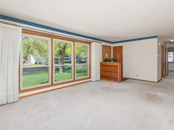 217 69th AVE NE, Fridley, MN 55432