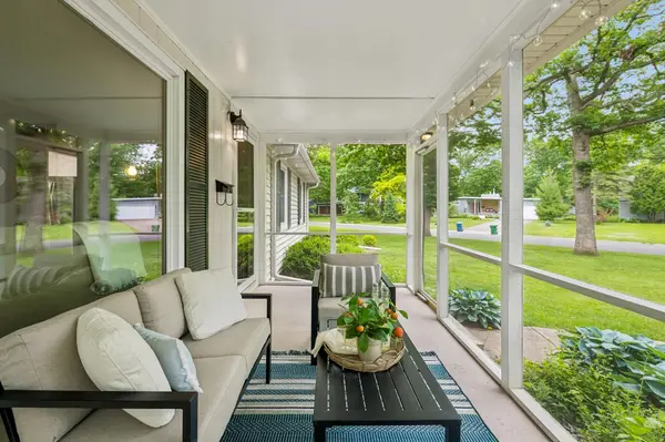 1501 Valders AVE N, Golden Valley, MN 55427