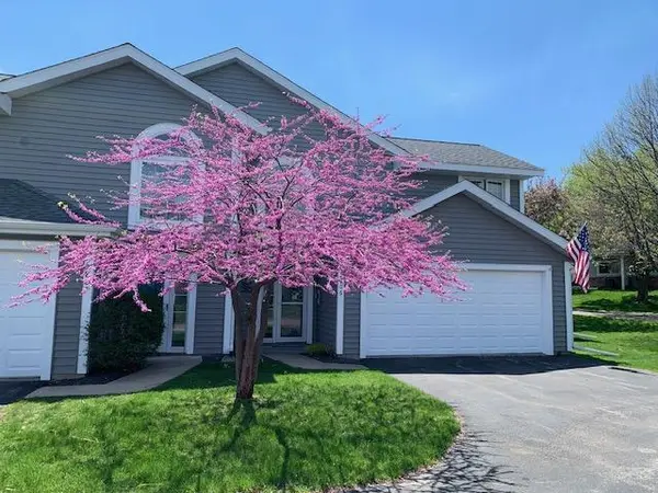 2806 Riverwood LN NW, Rochester, MN 55901