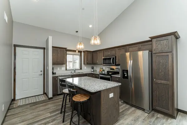 1215 Sundance CT NE, Byron, MN 55920